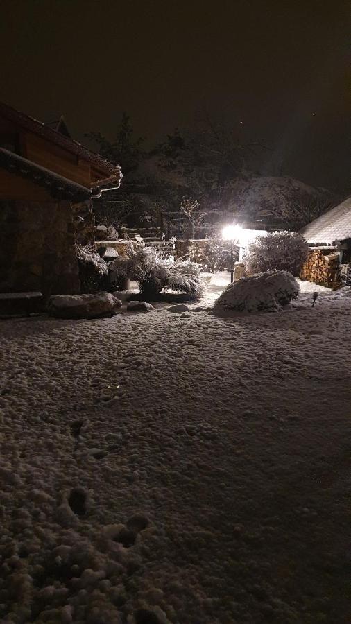 Chalet En Castel อักซ์-เลส์-แตร์มส์ ภายนอก รูปภาพ