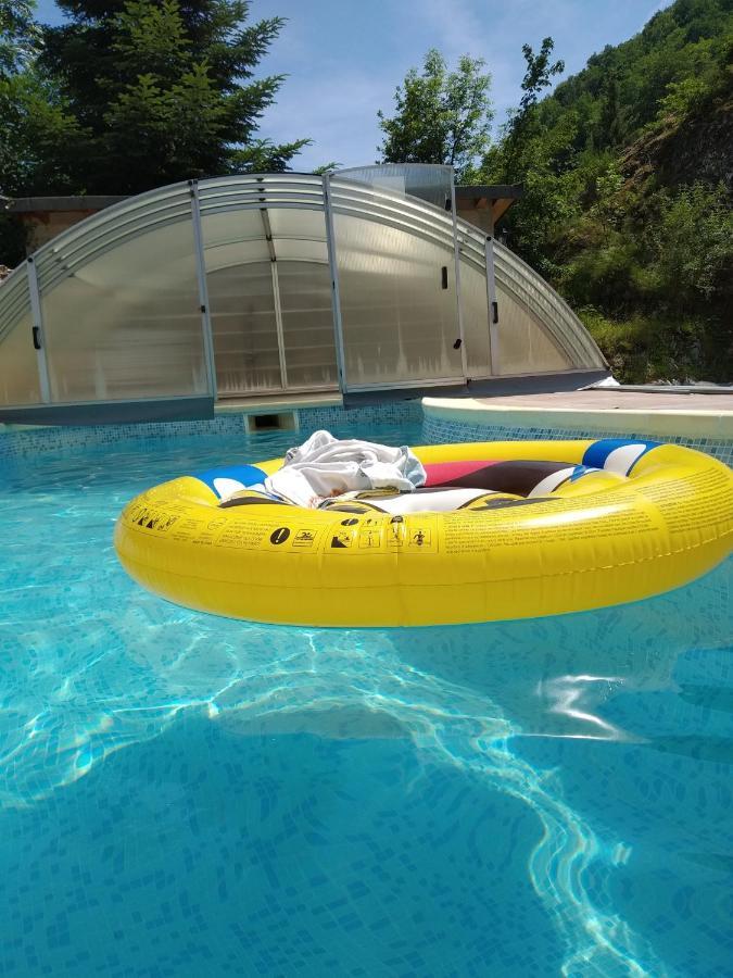 Chalet En Castel อักซ์-เลส์-แตร์มส์ ภายนอก รูปภาพ