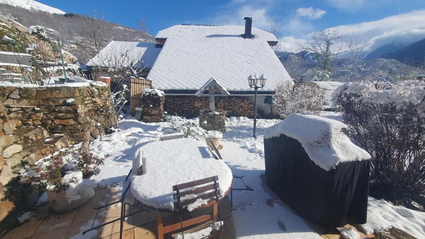 Chalet En Castel อักซ์-เลส์-แตร์มส์ ภายนอก รูปภาพ