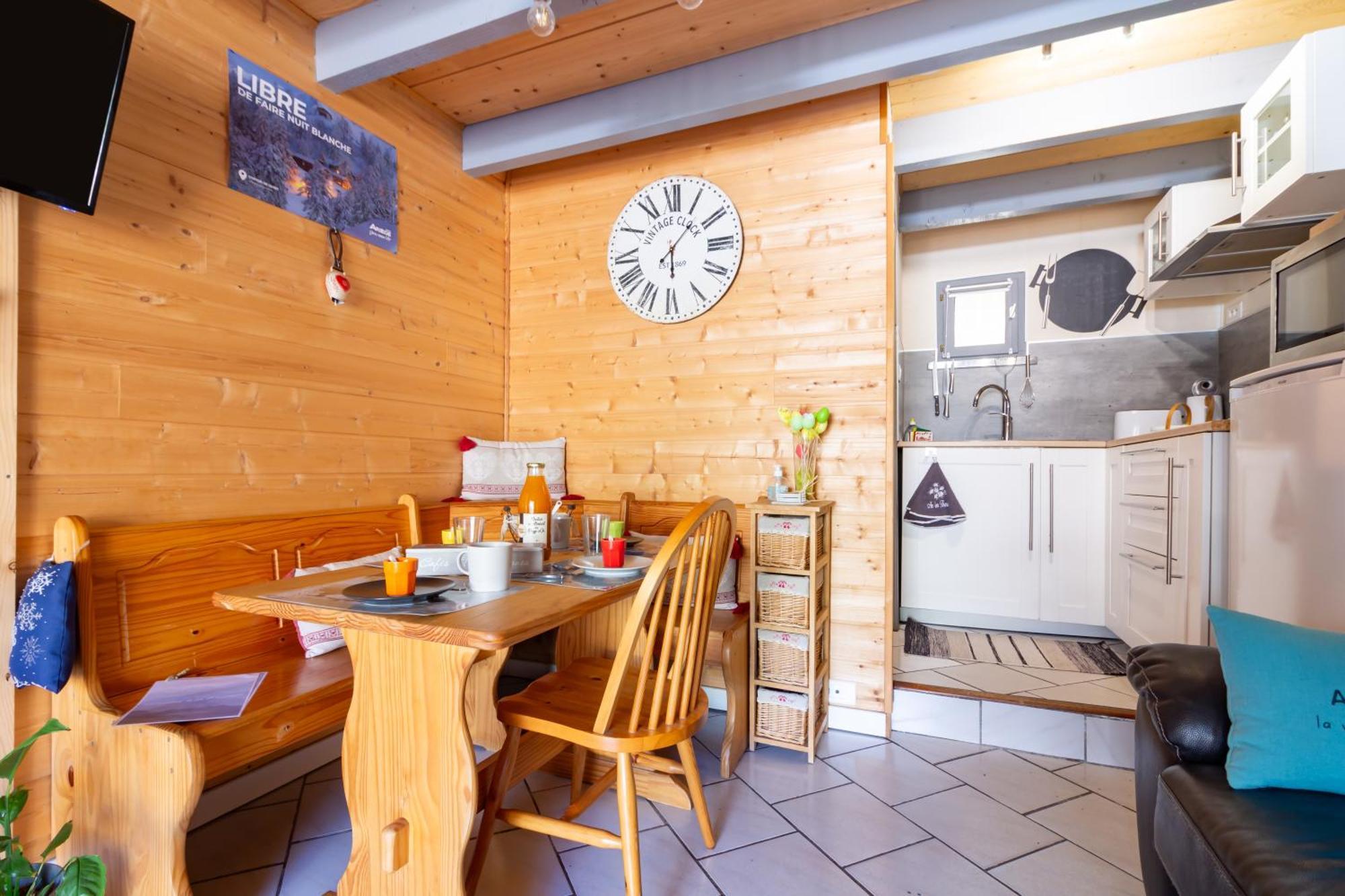 Chalet En Castel อักซ์-เลส์-แตร์มส์ ภายนอก รูปภาพ